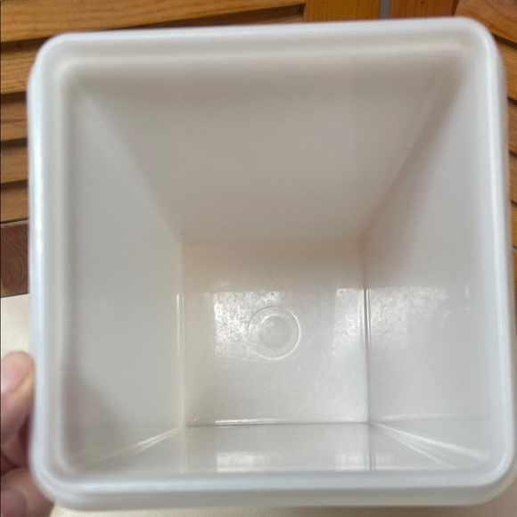 Vintage Tupperware Translucent Kitchen Storage Container - Picture 10 of 16